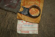 HONDA CA102 CA100 C105T C110 C100 GEARBOX GEAR SELECTOR FORK 24211-001-020 NOS