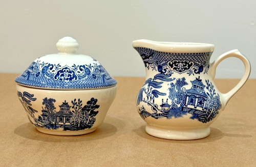 Vtg churchill blue willow - blue,
