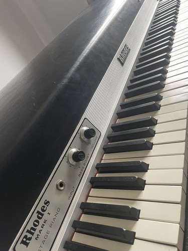 Rhodes mk1 stage piano - stage,