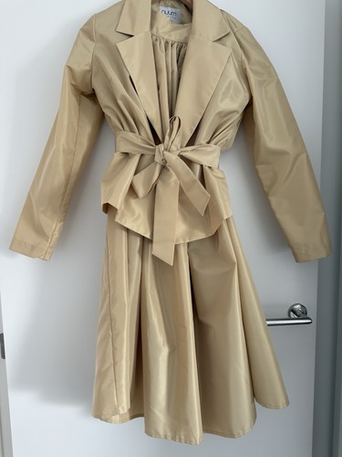 Skirt and jacket taffeta - and,