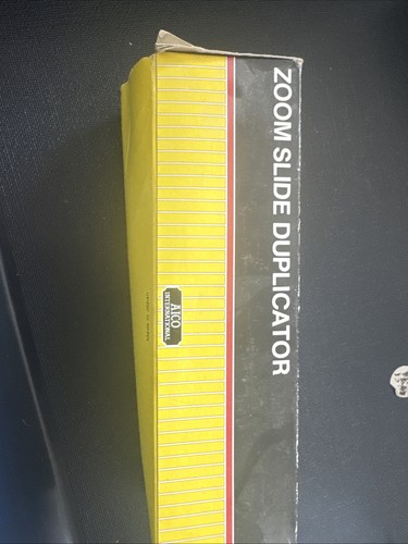 Zoom slide duplicator for 35mm - zoom,