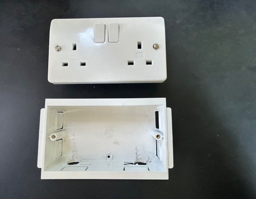 13a gang dp swiched plug - 13a, 2