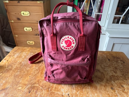 Fjallraven kanken burgundy - fjallraven,