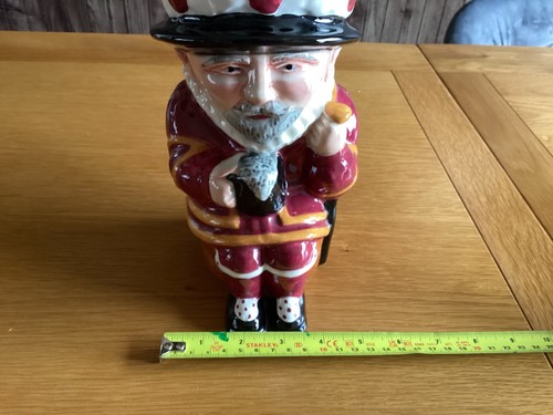 Vintage beefeater toby - vintage,
