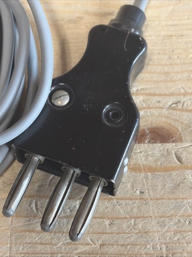 Bruel kjaer pin plug - &,