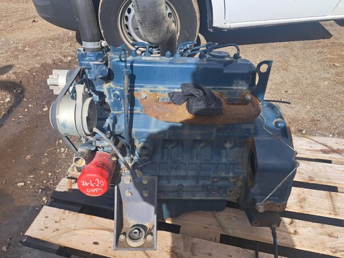 Kubota v1505 engine - engine, hours