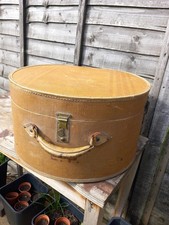 VINTAGE HAT BOX. HARRODS LTD