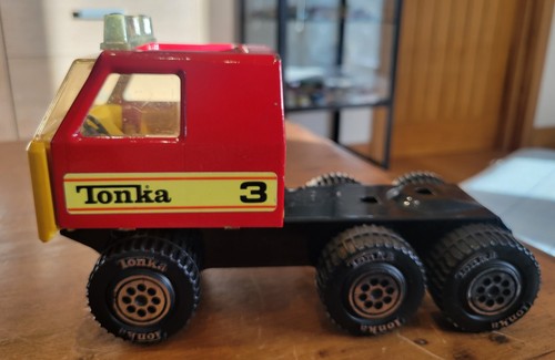 Vintage 1978 tonka model - vintage,