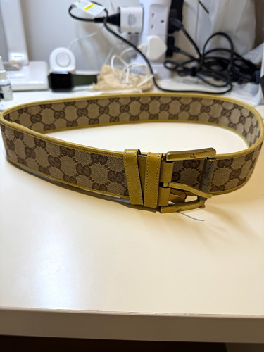 Gucci women logo - gg,