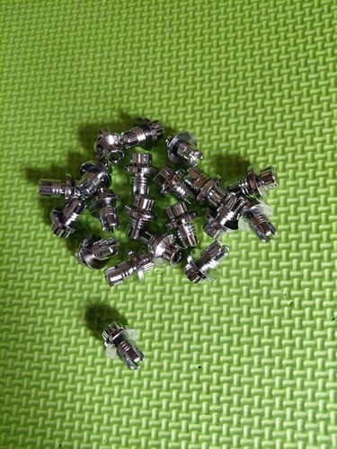 Chrome plastic pretend - x,