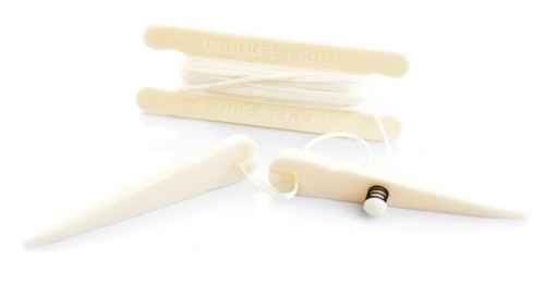 Drakes pride measuring - drakes, pegs