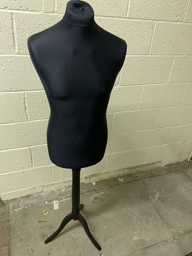 Shop mannequin torso wood - on,
