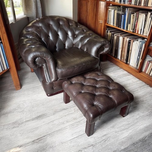 Brown leather chesterfield - brown,