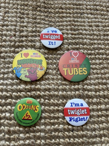Vintage 80s crisp badges - 80s,