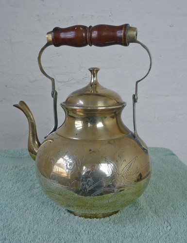 Large vintage brass kettle - vintage,