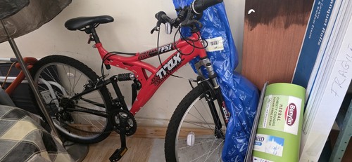 Trax mountain bike - mountain,