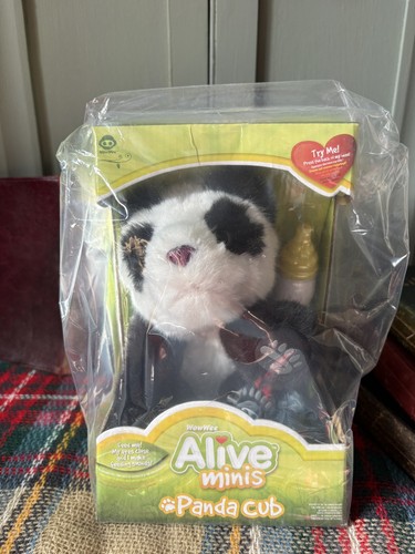Wowwee alive minis - minis, panda