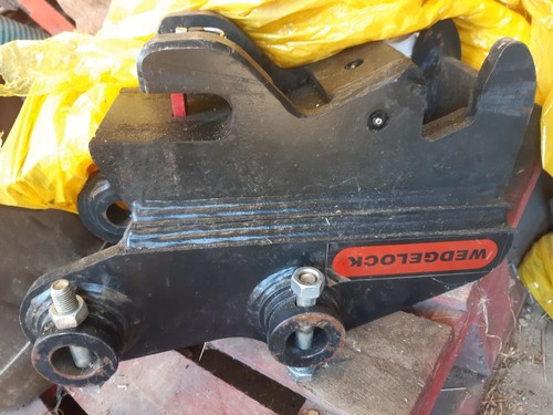Hitachi mini digger - mini, harford