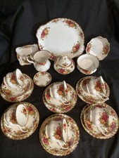 Royal Albert Old Country Roses