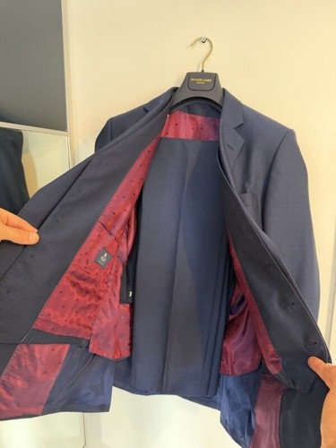 Mens suit chest waist - 40, 32