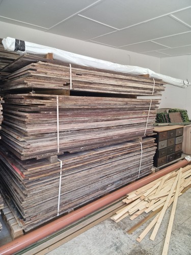 Phenolic plywood 18mm - 18mm, x