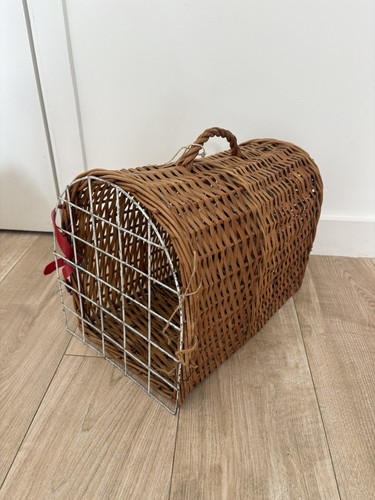 Vintage wicker cat travel - wicker,