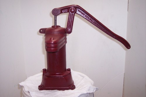 Vintage side handle cast iron - side,