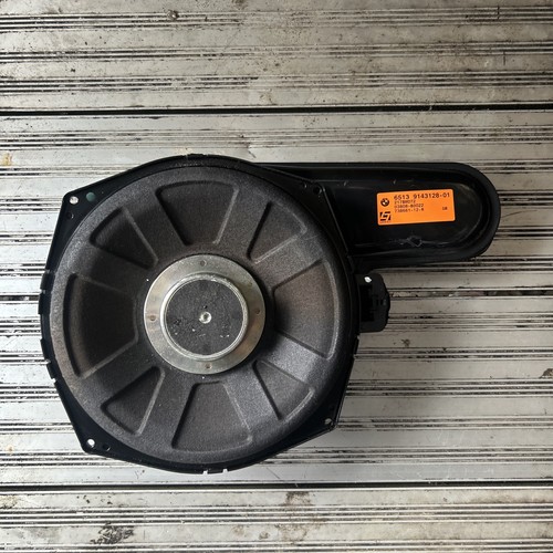 Bmw central bass speaker - bass, logic