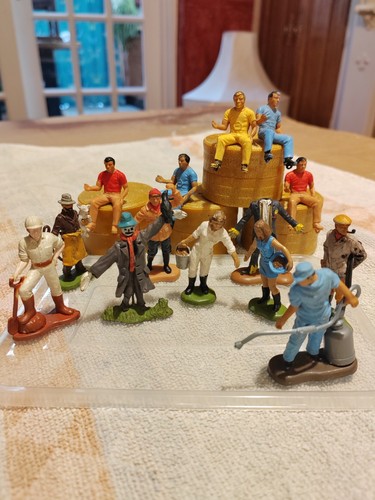 Vintage britains farm yard - britains,