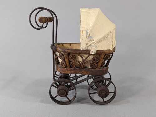 Charming vintage miniature - charming,