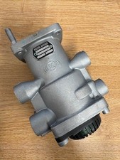DAF FOOT BRAKE VALVE 1520554
