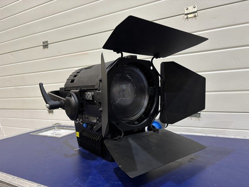 Arri le2 fresnel light - arri,