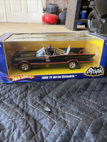 2008 hot wheels black 1966 - black,