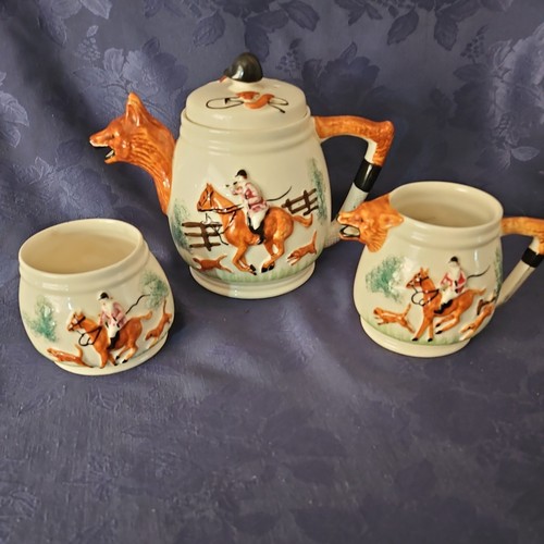 Portland pottery fox - pottery,