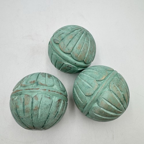 Vtg carved teal stone carpet - 3,