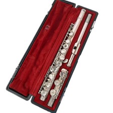 Yamaha YFL-211S Silver Flute with Hard Case Used
