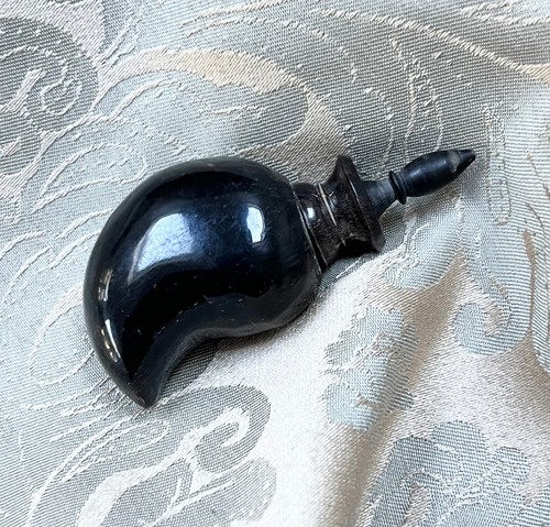 Antique horn snuff - mull, bottle
