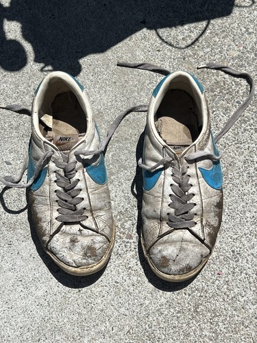 Vintage 1970 nike - 1970, hills