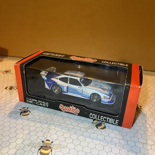 Quartzo scale 3027 - 1/43, ford