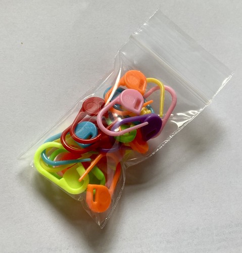 Stitch markers - 20, markers,stitch