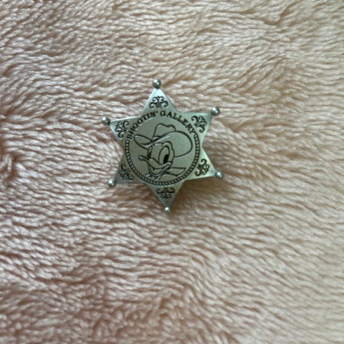Donald duck star - duck, badge