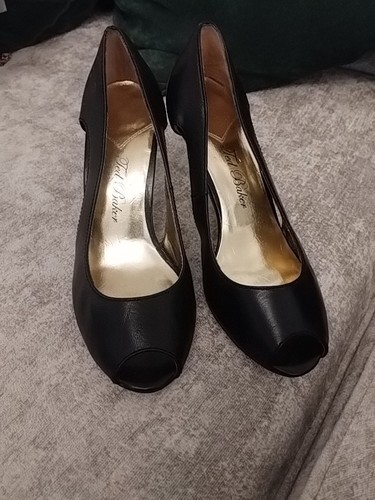 Ted baker black peep toe - black,
