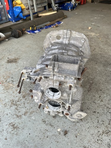 Type engine block case t2 - case,