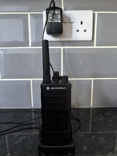 Motorola radio - ￼￼,