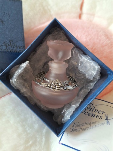 Silver scenes pink - silver,