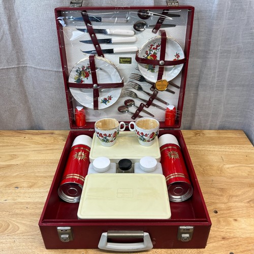 Vintage brexton red picnic - vintage,