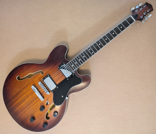 Eart 335 semi - 335, body