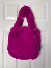 UNIF LUV fluffy fuzzy hand bag