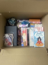 Lucky Humming Bird Box- tarot