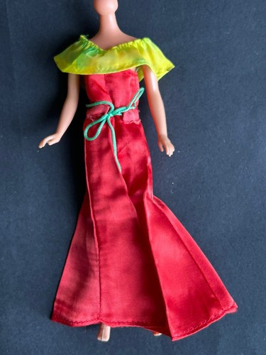Vintage 1970s mary - 💚,